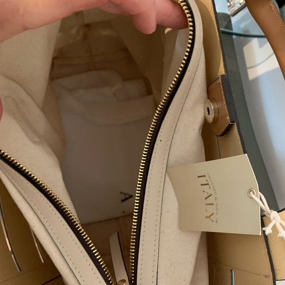 Made in Italy Handbag - Picture 7 of 12